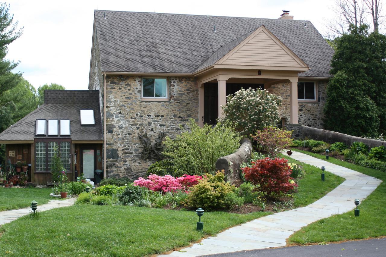 ميديا Alpenhof Bed & Breakfast المظهر الخارجي الصورة