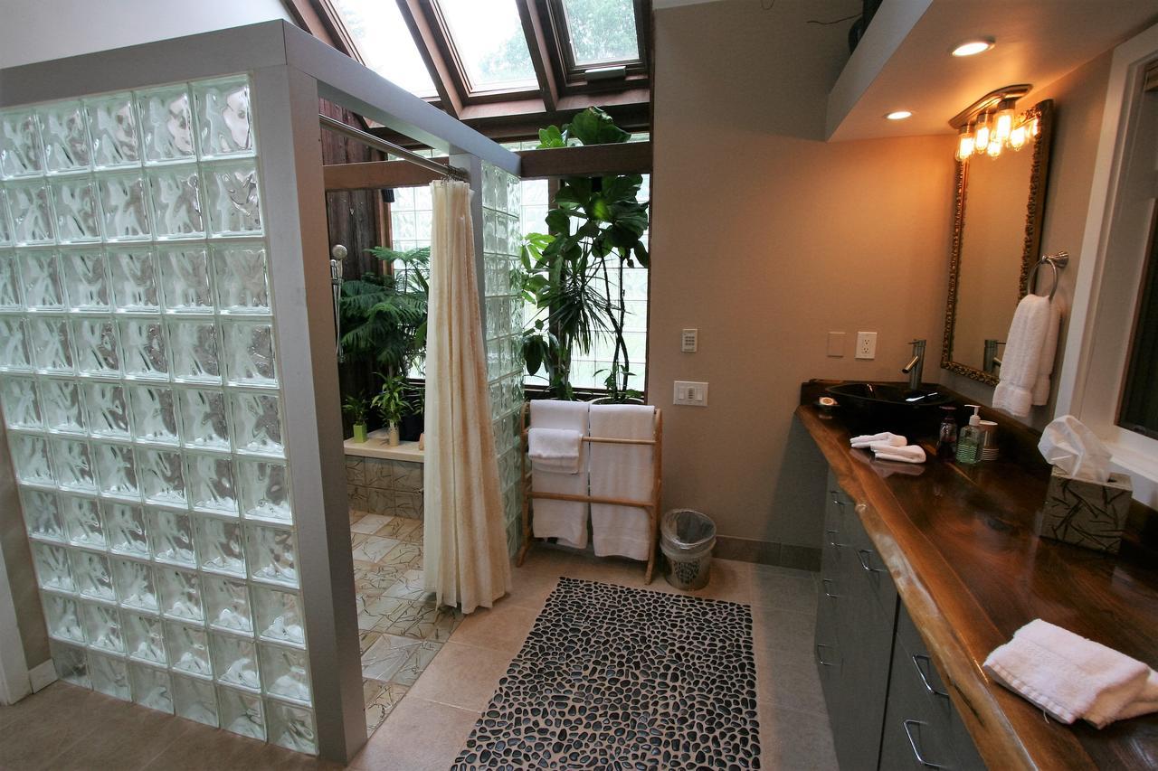 ميديا Alpenhof Bed & Breakfast المظهر الخارجي الصورة