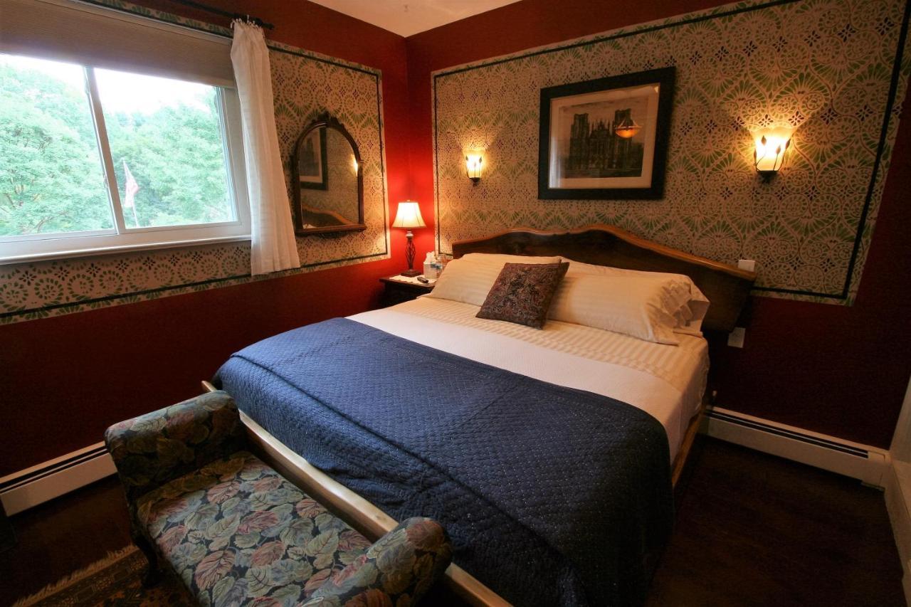 ميديا Alpenhof Bed & Breakfast المظهر الخارجي الصورة
